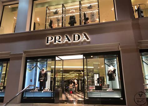 prada hawaii